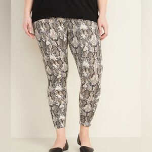 Old Navy High-Waisted Printed Jersey Plus-Size Leggings Snake Print Size 1X‎ NWT